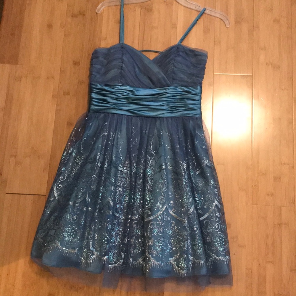 Morgan & Co Semi-Formal Dress